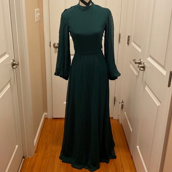 Urban Modesty Green Chiffon Long Sleeve Maxi Dress. Size Medium. - Picture 1 of 4